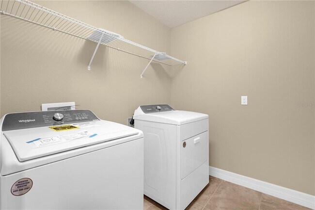 Building Photo - 2819 Matera Dr