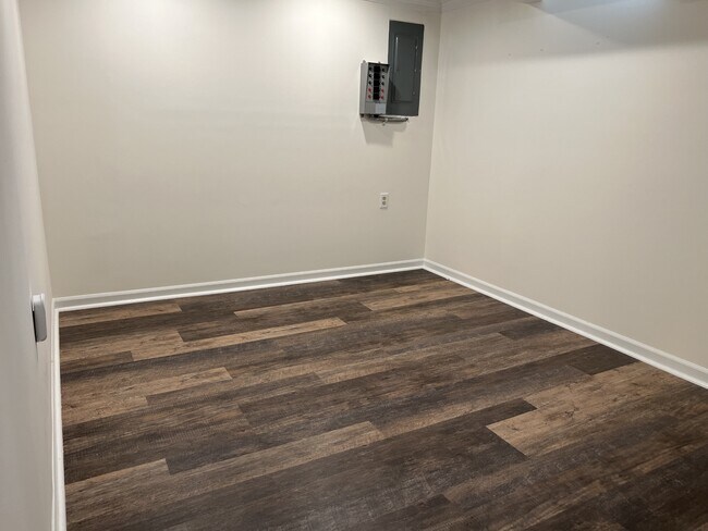 Building Photo - 2240 Delaware Dr