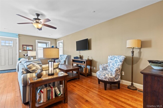 Building Photo - 62 Delaware Ave