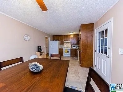 Building Photo - 3397 Cedarbrook Cir