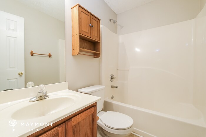 Building Photo - 1422 Elliotts Ln