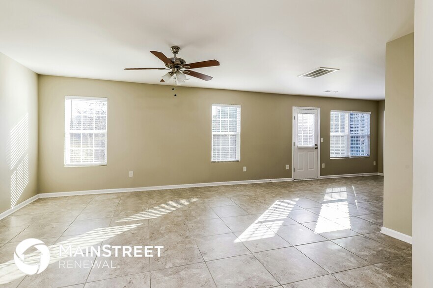 Building Photo - 352 Kendall Dr