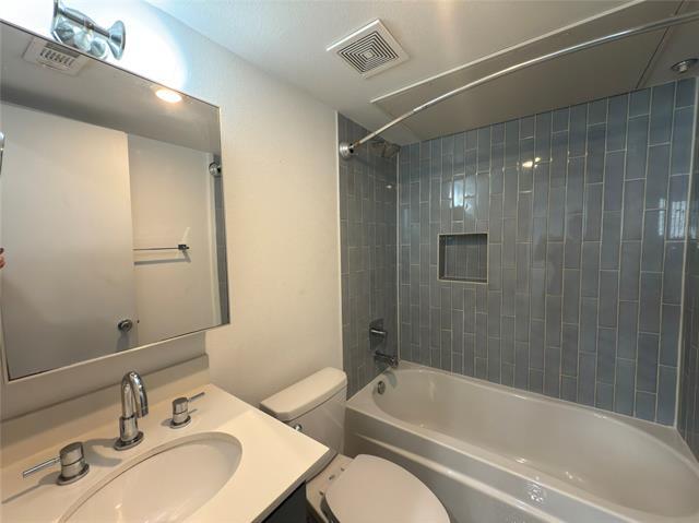 Building Photo - 4526 Munger Ave