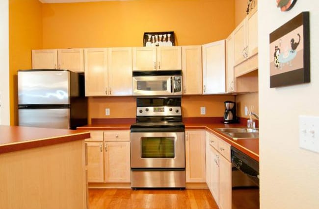 Building Photo - 308 E 18th St