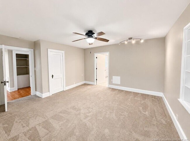 Building Photo - 2534 McNeill Cir