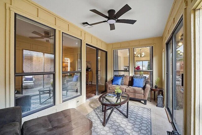 Building Photo - 6500 Spur Ranch Ct