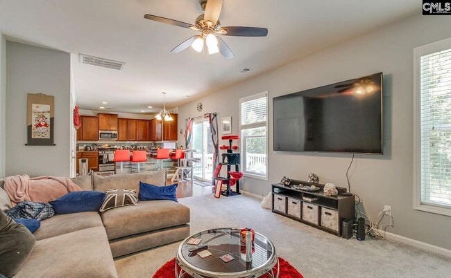 Building Photo - 456 Edenhall Dr
