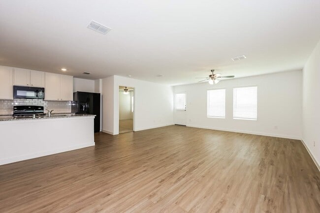 Building Photo - 4901 Draper Rdg Dr