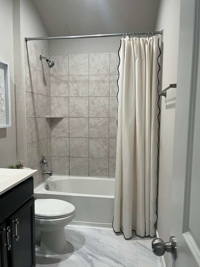 Building Photo - 22623 Theodoli Dr