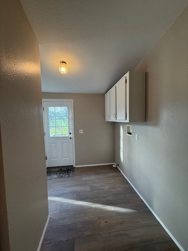 Building Photo - 5556 Rock Rd