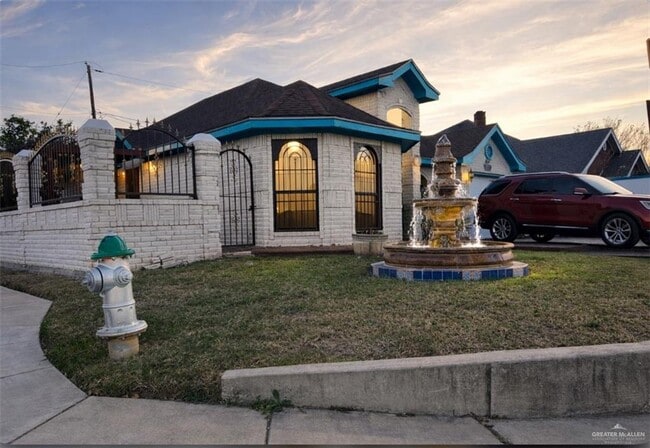 Building Photo - 8 Lucille Ave