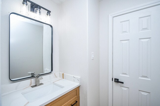 Building Photo - 20514 Mauve Orchid Way