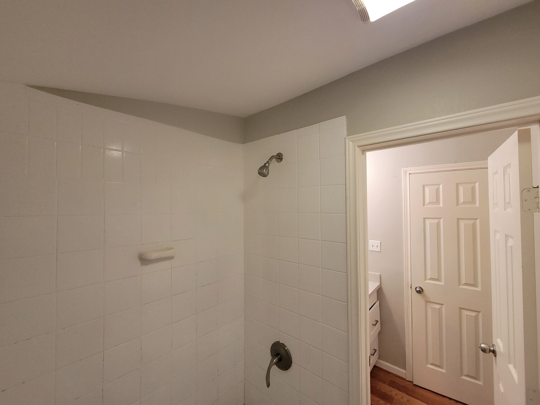 Building Photo - 707 Johnson Ln