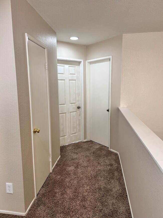 Building Photo - 27206 Sawyer Rd