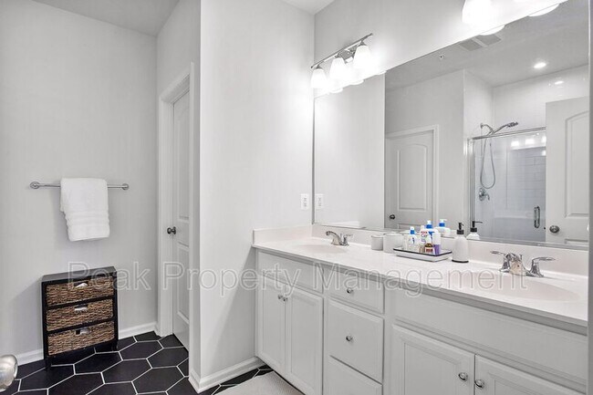 Building Photo - 8112 Wistar Creek Walk