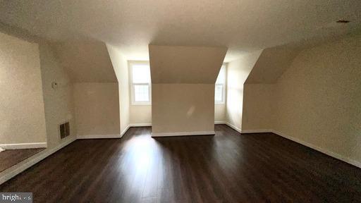 Building Photo - 6628 Byrns Pl