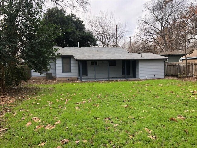 Building Photo - 7007 Reese Ln