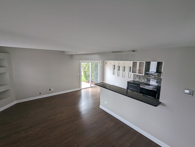 Building Photo - 8122 160th St