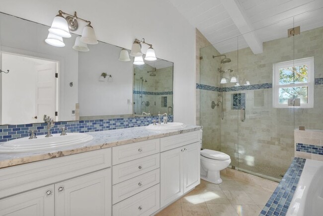 Building Photo - 28348 Rey De Copas Ln