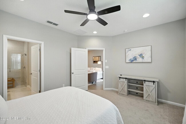 Building Photo - 698 Cherry Elm Dr