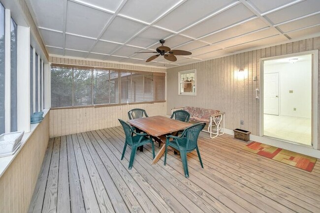 Building Photo - 3914 Doran Rd