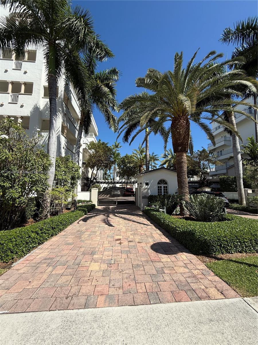 Building Photo - 1415 Sunset Harbour Dr