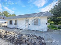 Building Photo - 1212 7th St N