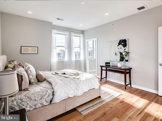 Building Photo - 4427 Mitchell St