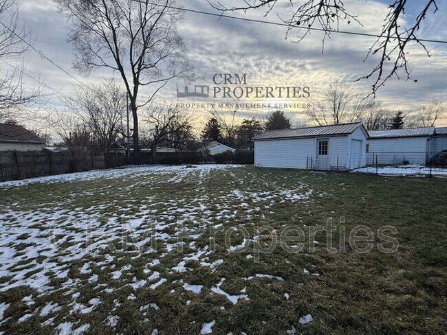 Building Photo - 805 Miami Blvd