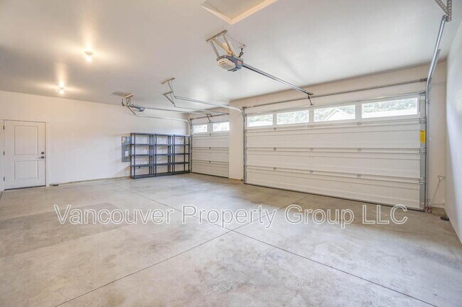 Building Photo - 15103 NE 98th Cir