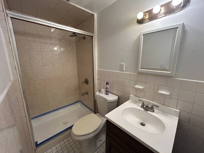 Building Photo - 1826 Unionport Rd