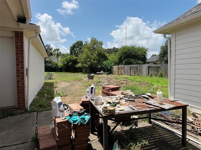 Building Photo - 20847 Cottage Cove Ln