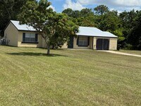 Building Photo - 3331 SW Ensley Ct