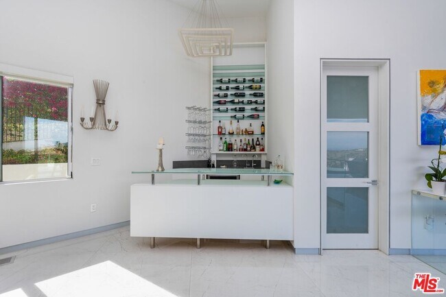 Building Photo - 28405 Via Acero