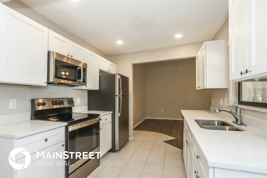 Building Photo - 6511 Dulzura St