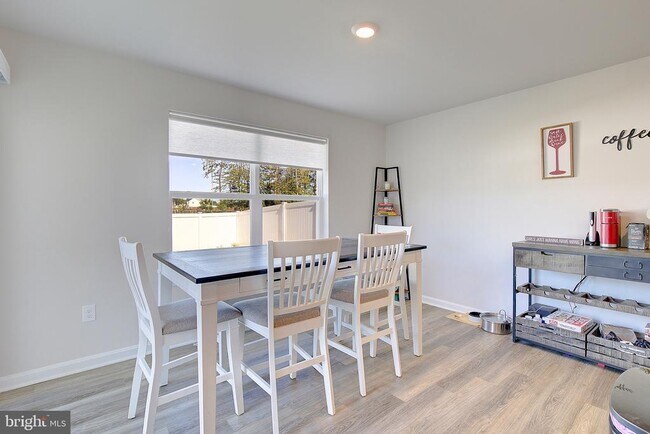 Building Photo - 134 Charming Frst Ave