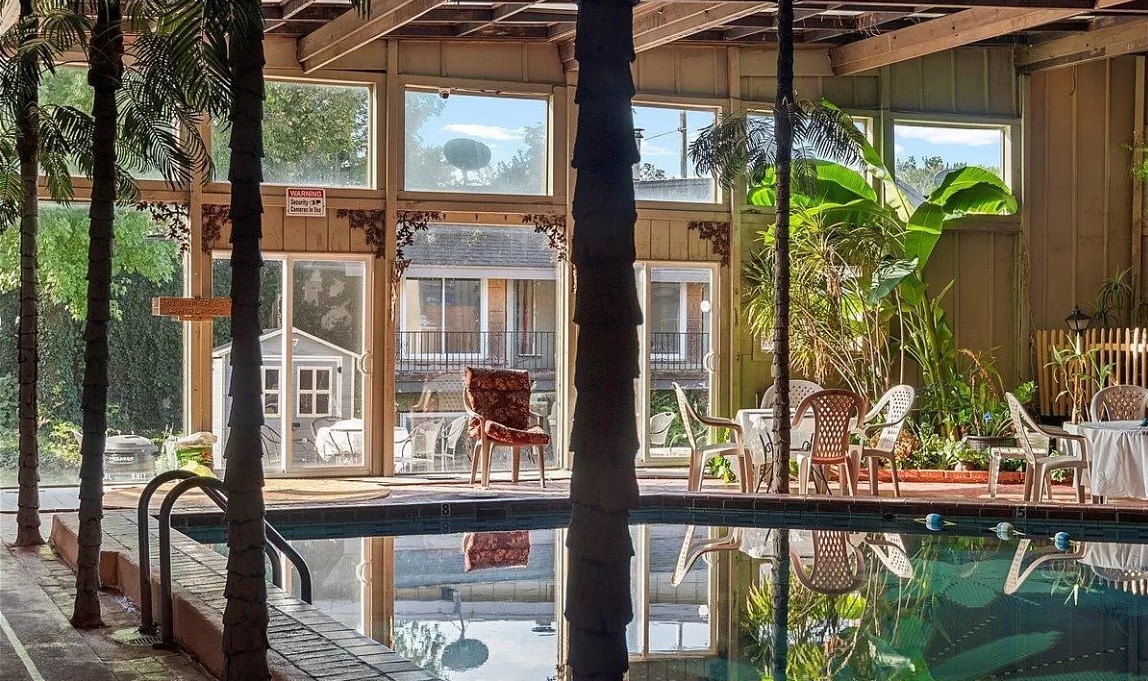 Building Photo - 6600 6th Street Frontage Rd E