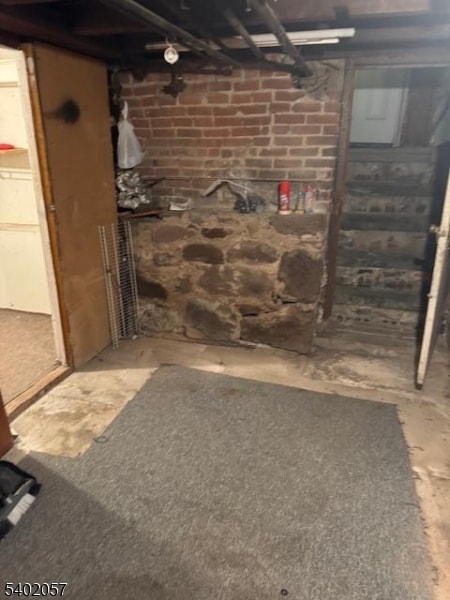 Building Photo - 122 N 8th St