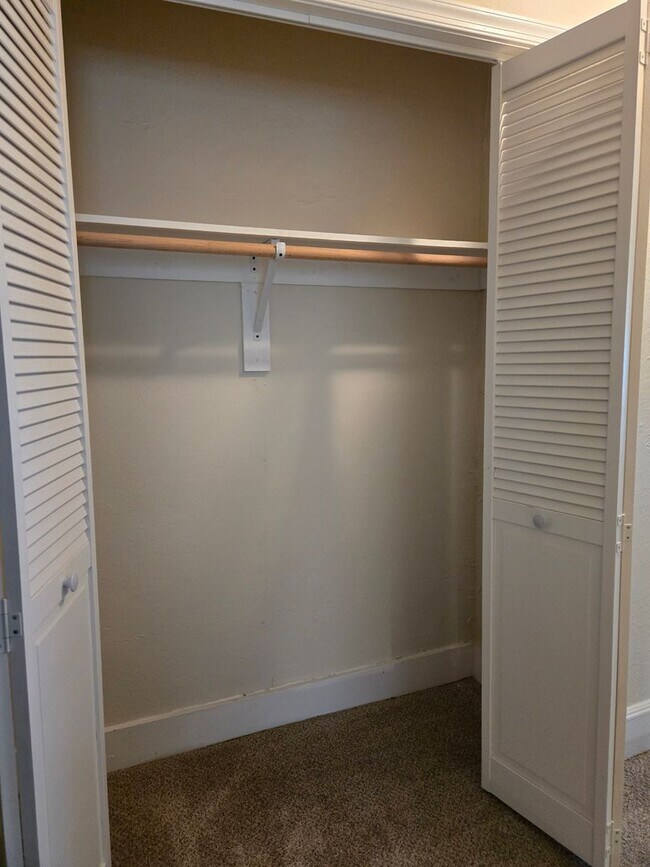 Building Photo - 72/74 Cushing St