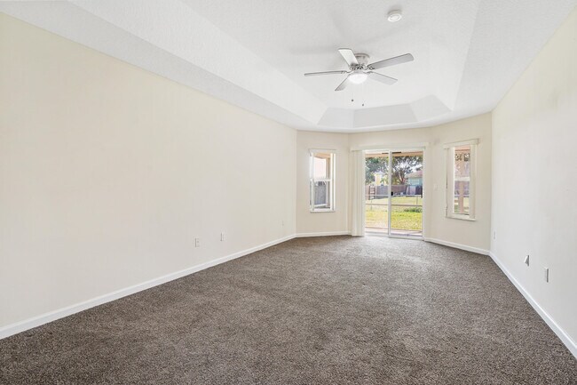 Building Photo - 766 SW Duxbury Ave