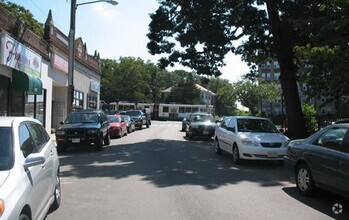 Building Photo - 125 Chiswick Rd