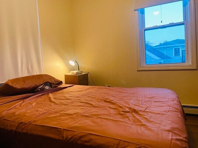 Building Photo - Newly renovated 1-Bd Cambridge - Great Deal