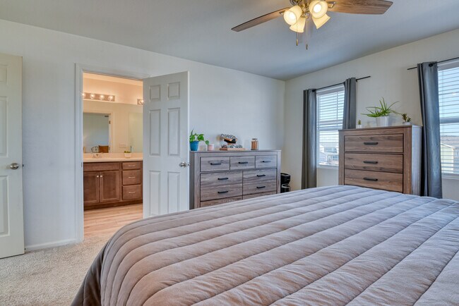 Building Photo - 9857 Beckham St