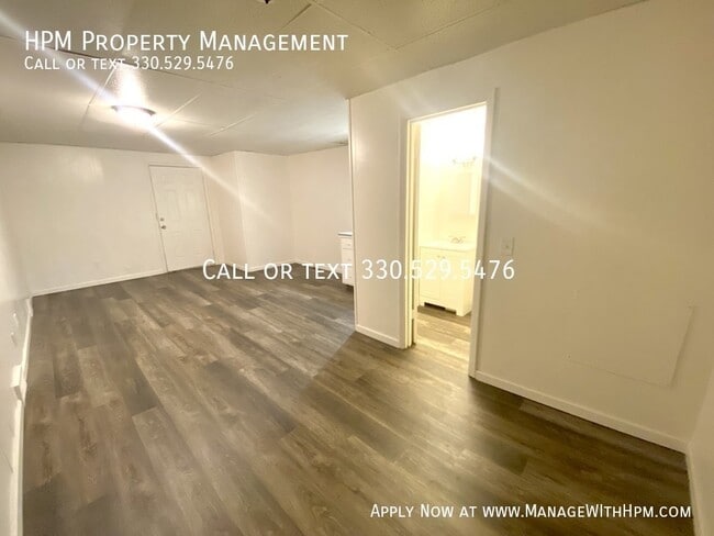 Building Photo - 1214 Woodward Pl NW