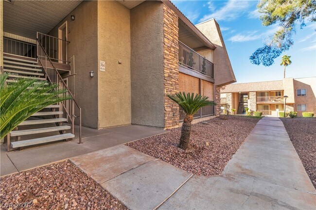 Building Photo - 5009 Indian River Dr