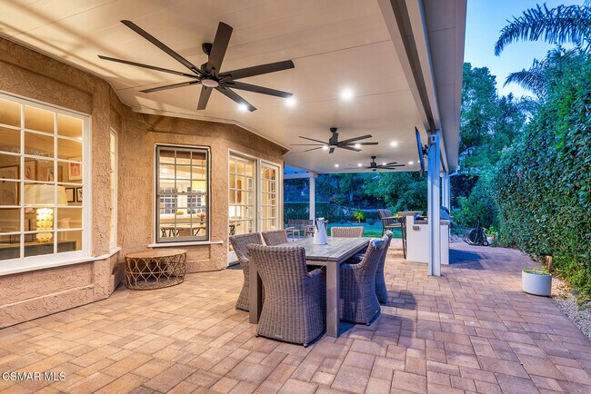 Building Photo - 29621 Ridgeway Dr