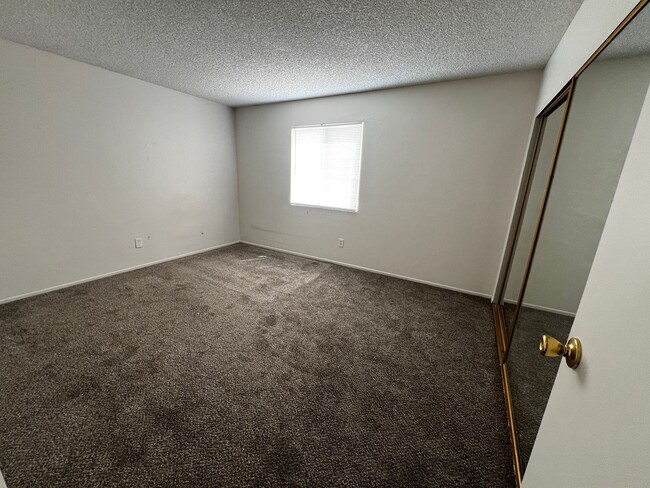 Building Photo - 73774 Cactus Dr