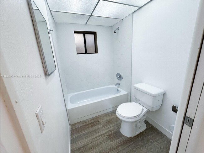 Building Photo - 8025 SW 107th Ave