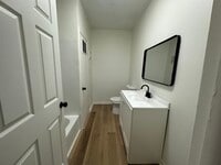 Building Photo - 219 Huston St