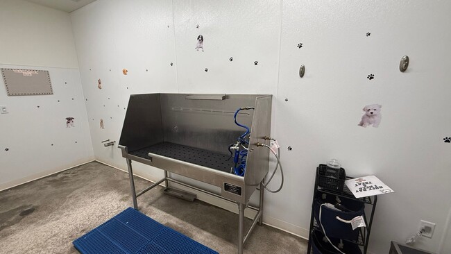 Building Photo - Epic REA: Fantastic Potrero Hill Modern 1 BR, 1 BA Condo